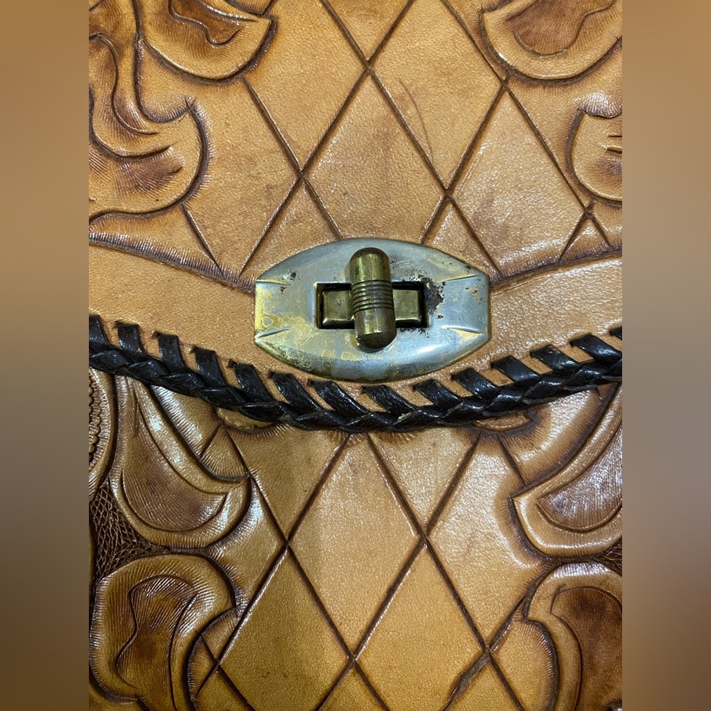 Floral embossed, handheld bag - Picture 4 of 11